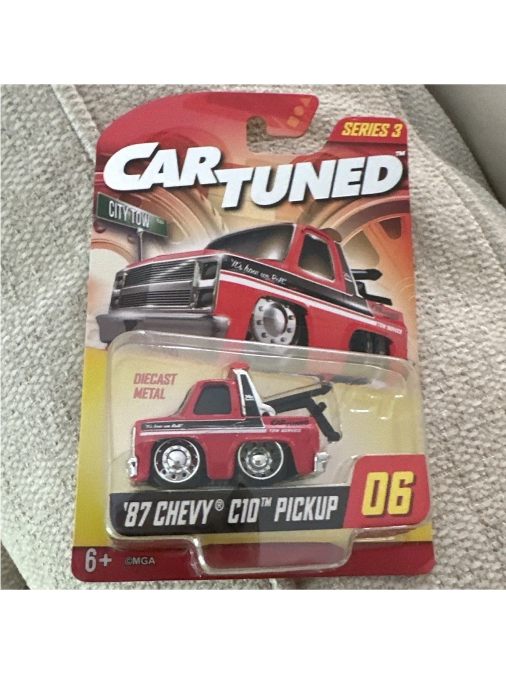 Kappa Red '87 Chevy C10 Tow Pickup Toy